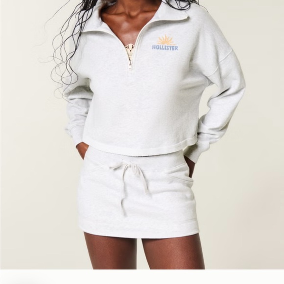 Hollister Dresses & Skirts - Hollister Low Rise Fleece Mini Skirt/Skort with Drawstring